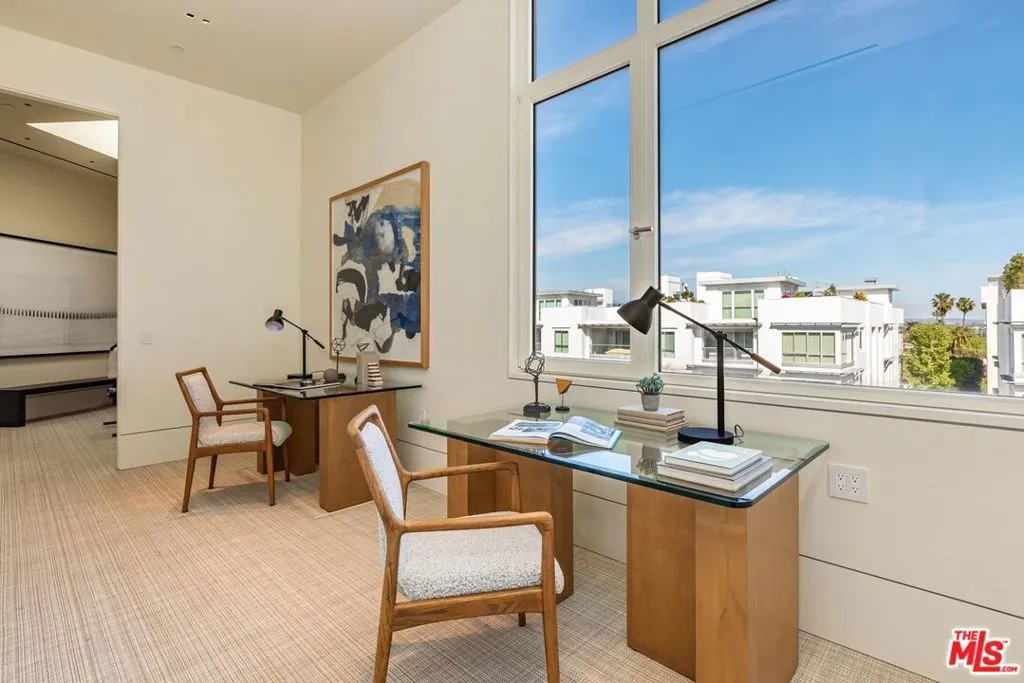 455 N Palm Drive Ph, Beverly Hills, California 90210 home-pic-22